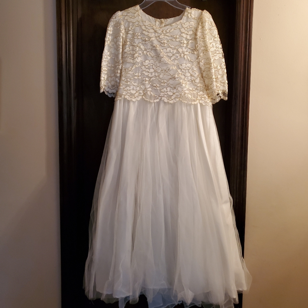 Exquisite Gold Tulle Dress w/attached Crinoline